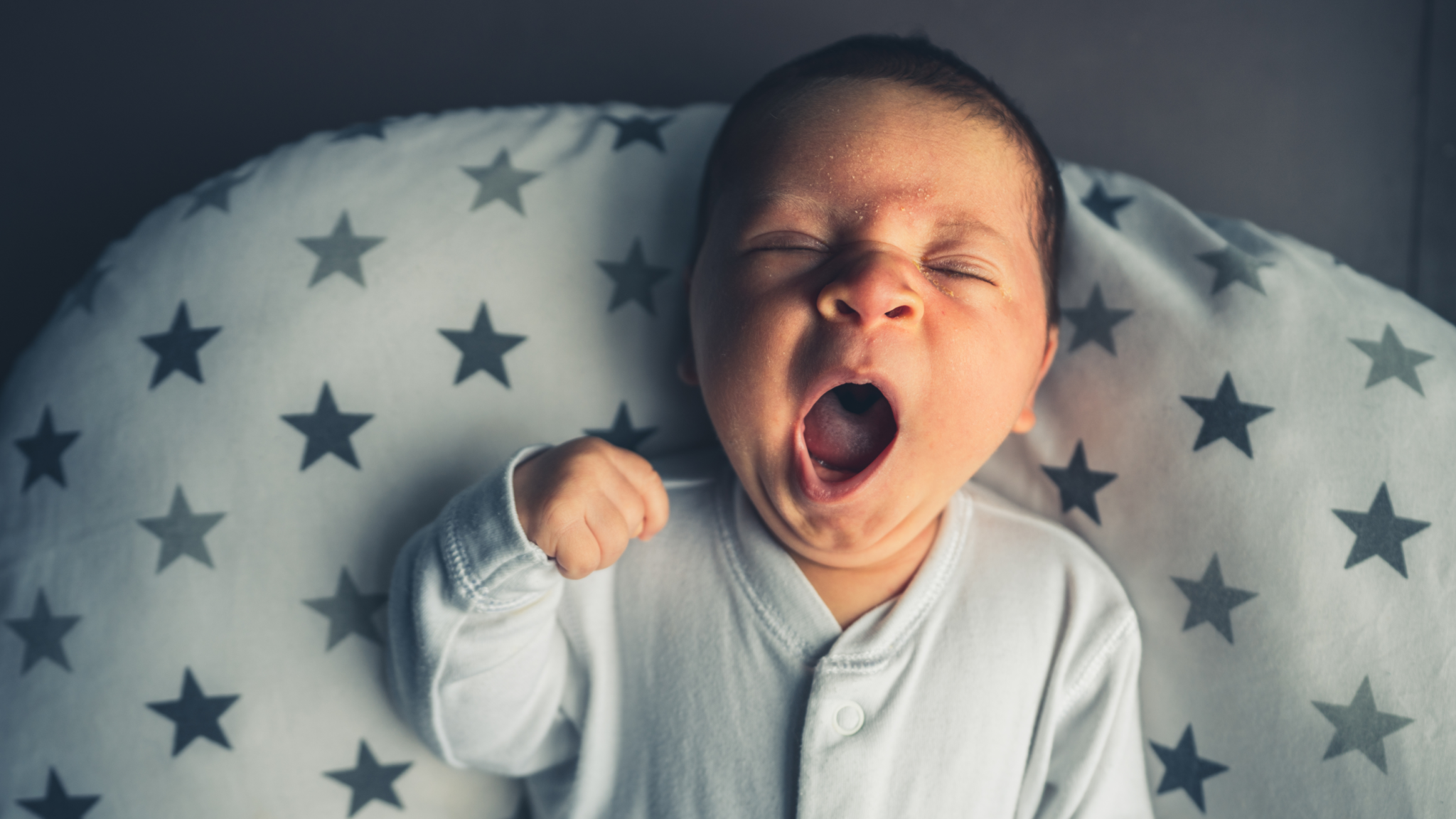 how to help your baby sleep using light